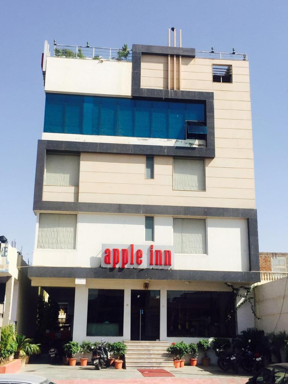 Tgi Apple Inn Džajpur Exteriér fotografie