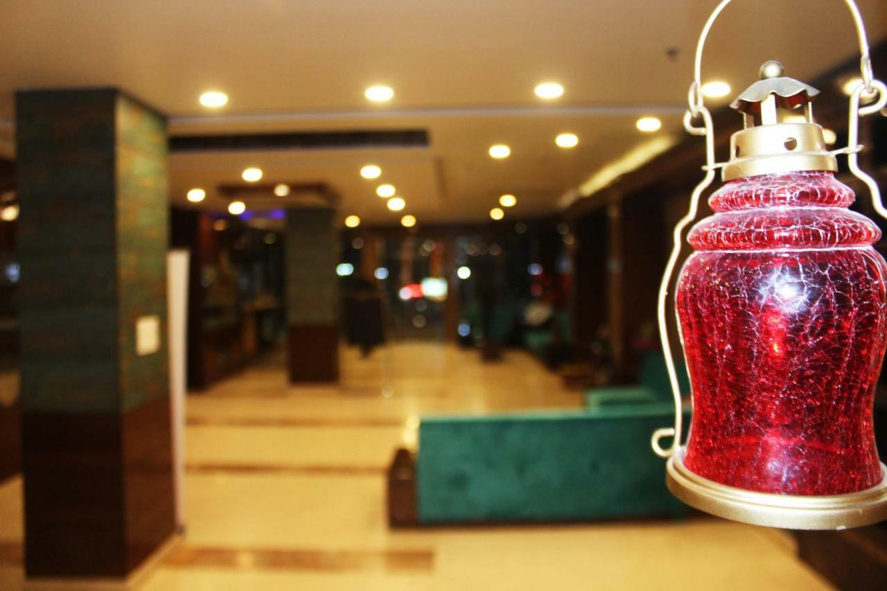 Tgi Apple Inn Džajpur Exteriér fotografie